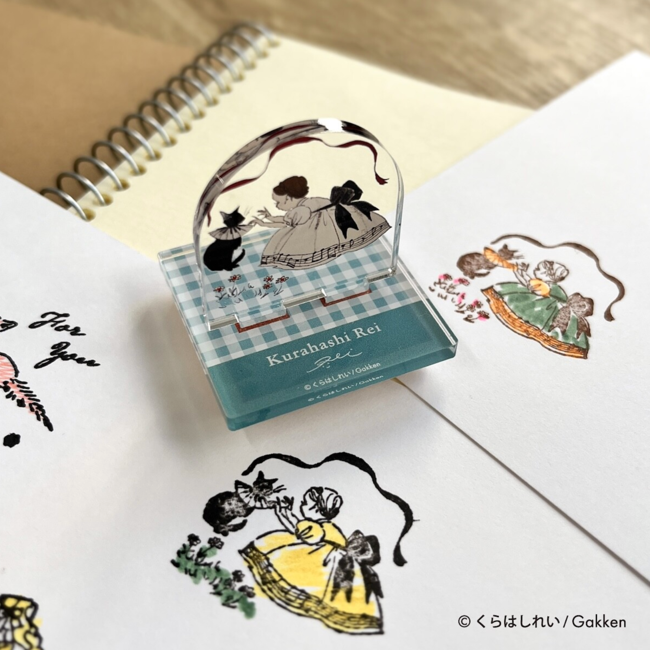 Rei Kurahashi Acrylic Stand Stamp_ Girl playing with cat