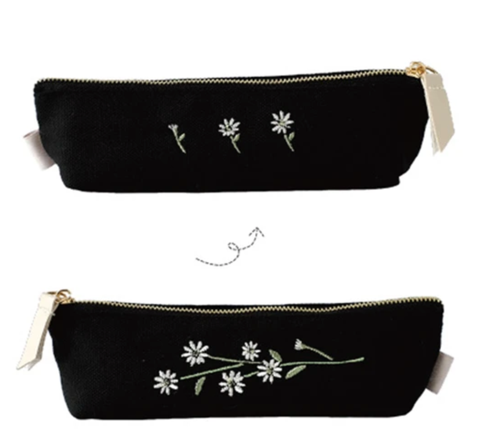 Daisy Embroidered Pen Case